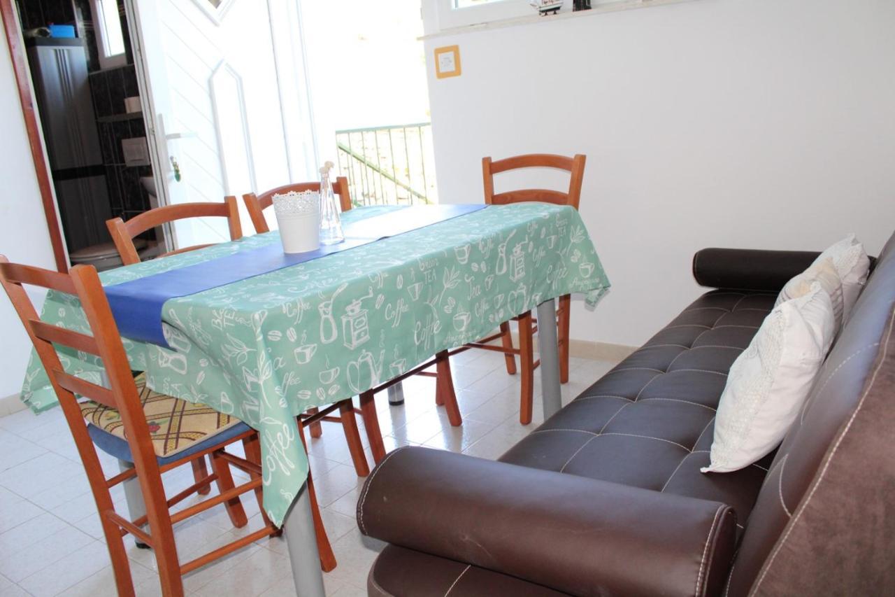 Apartments Demori Primosten Ngoại thất bức ảnh